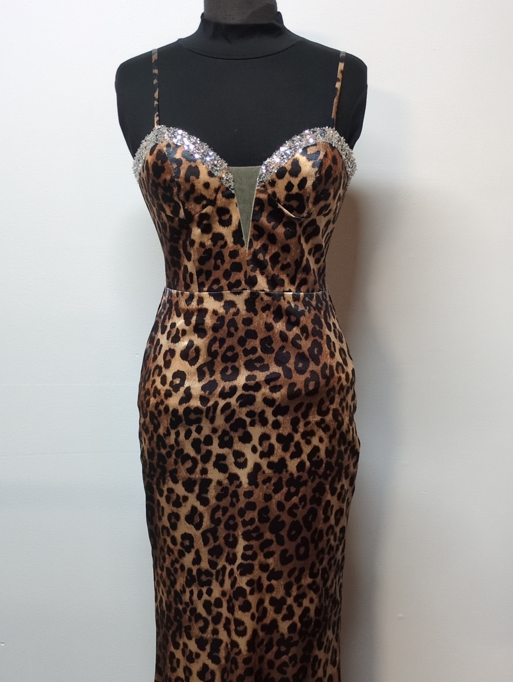 Leopard Diamond Plunge Neck Satin Mermaid Long Prom Dress Evening Gown, Size 8